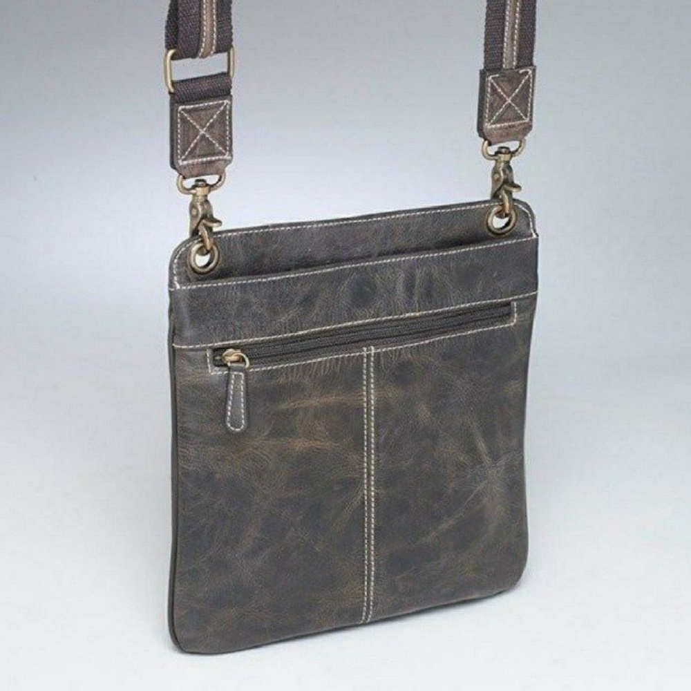 Gun Tote'n Mama concealed carry purse